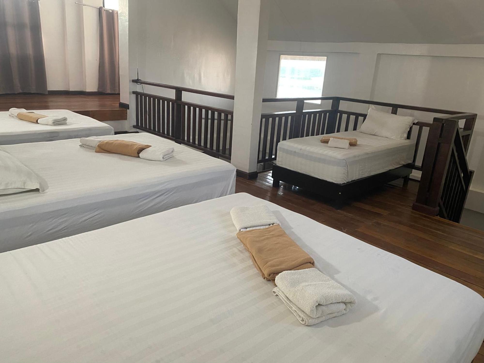 El Puerto Marina Beach Resort & Vacation Club Lingayen Екстер'єр фото