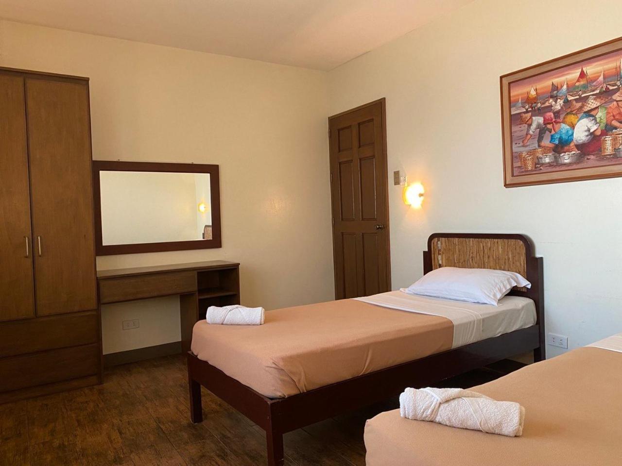 El Puerto Marina Beach Resort & Vacation Club Lingayen Екстер'єр фото