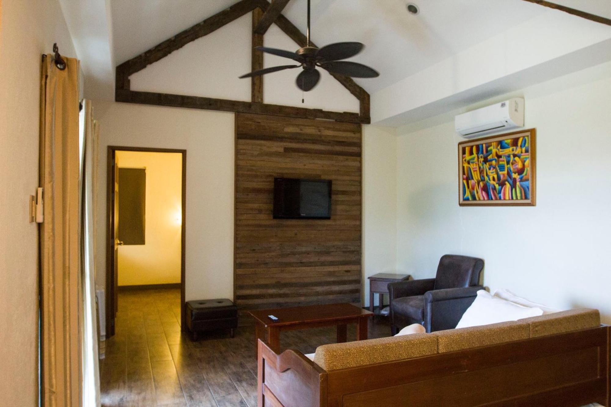 El Puerto Marina Beach Resort & Vacation Club Lingayen Екстер'єр фото