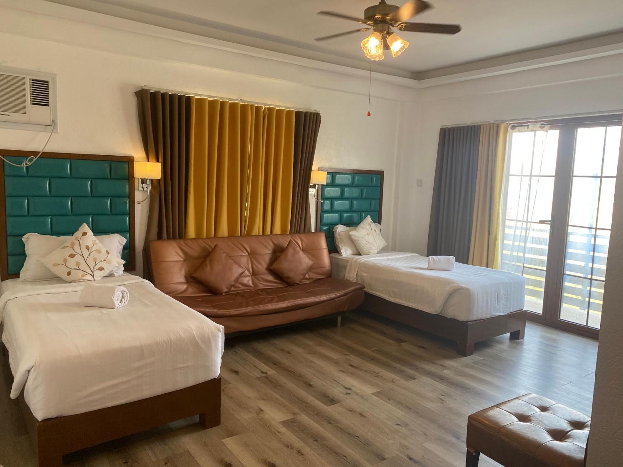 El Puerto Marina Beach Resort & Vacation Club Lingayen Екстер'єр фото